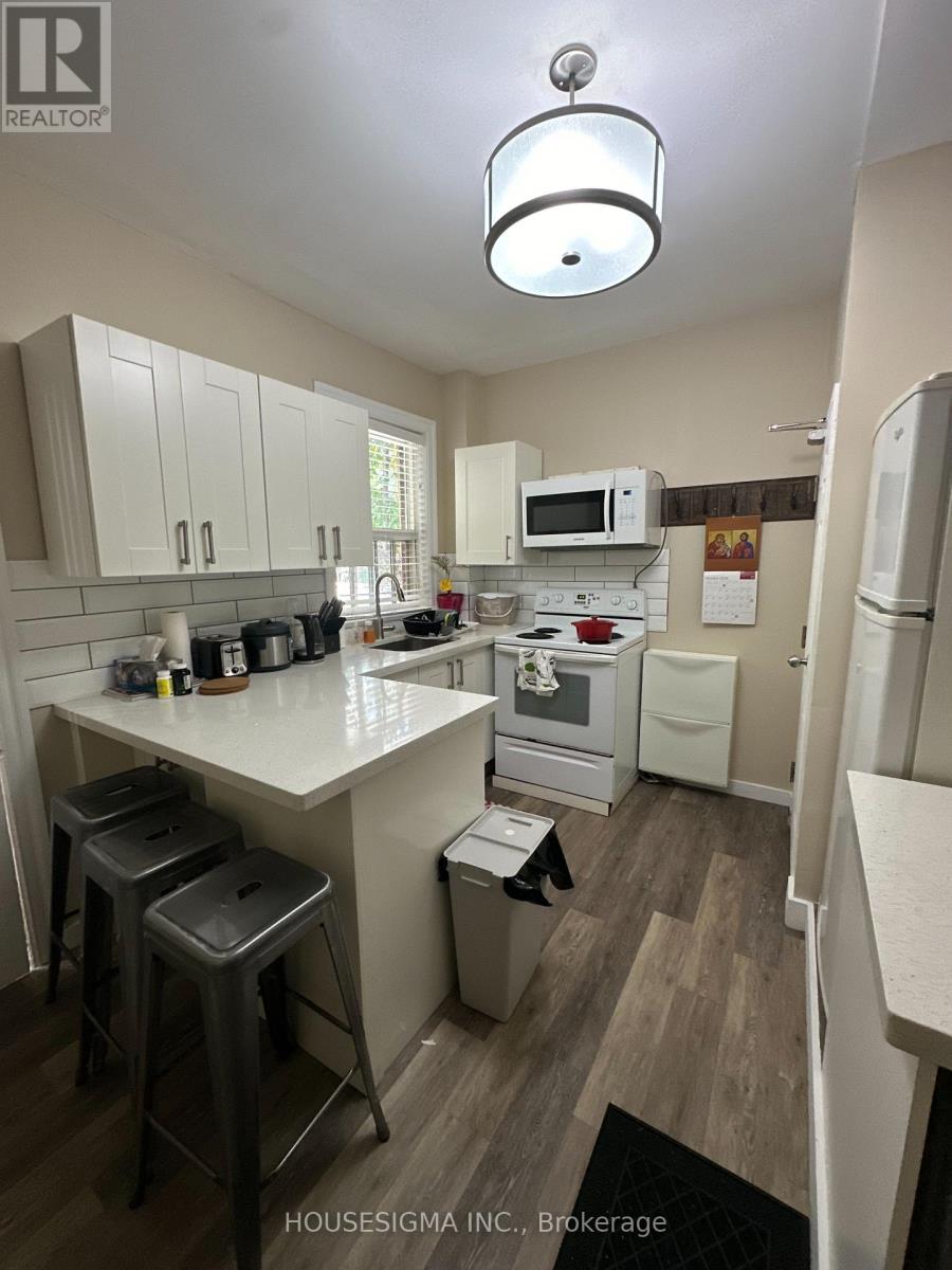 256 Woodbine Avenue Property Photo 33