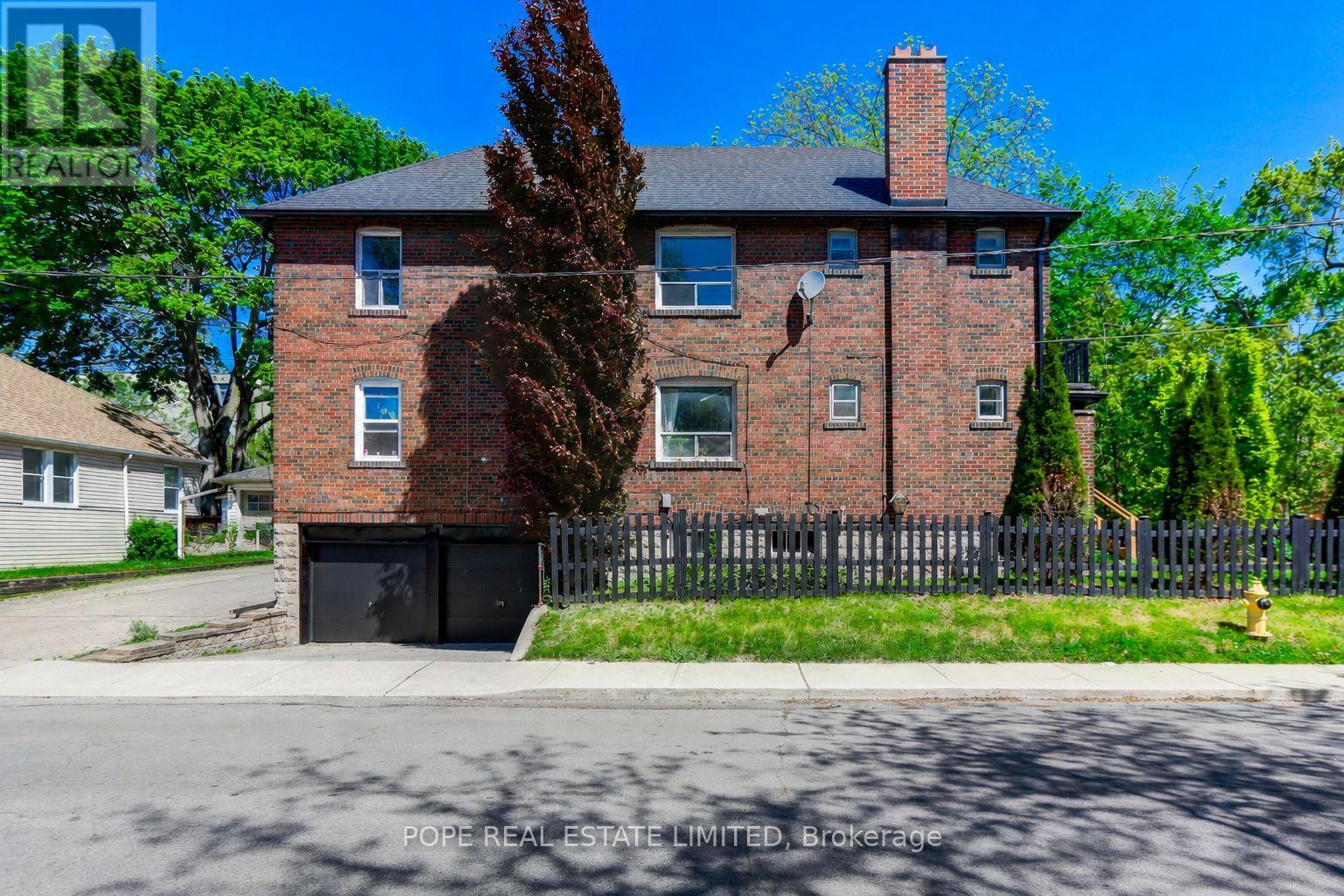 18 Edgewood Avenue Property Photo 3