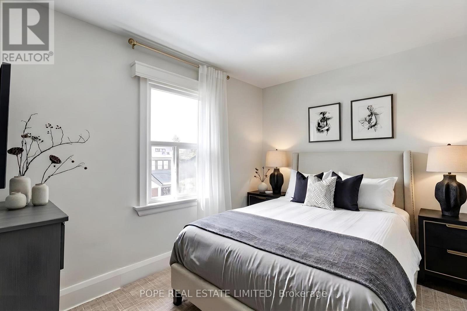 18 Edgewood Avenue Property Photo 16