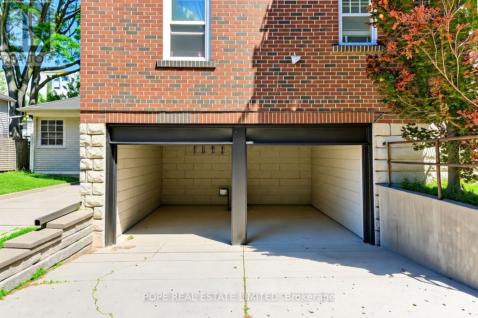 18 Edgewood Avenue Property Photo 21
