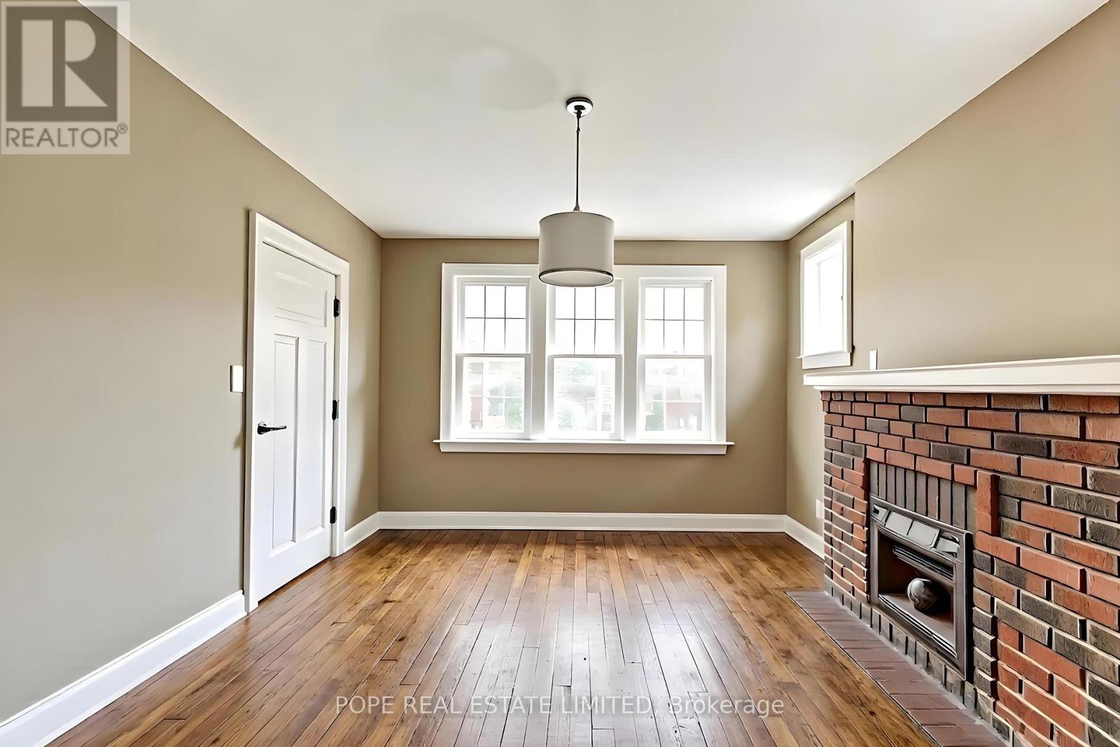 18 Edgewood Avenue Property Photo 23