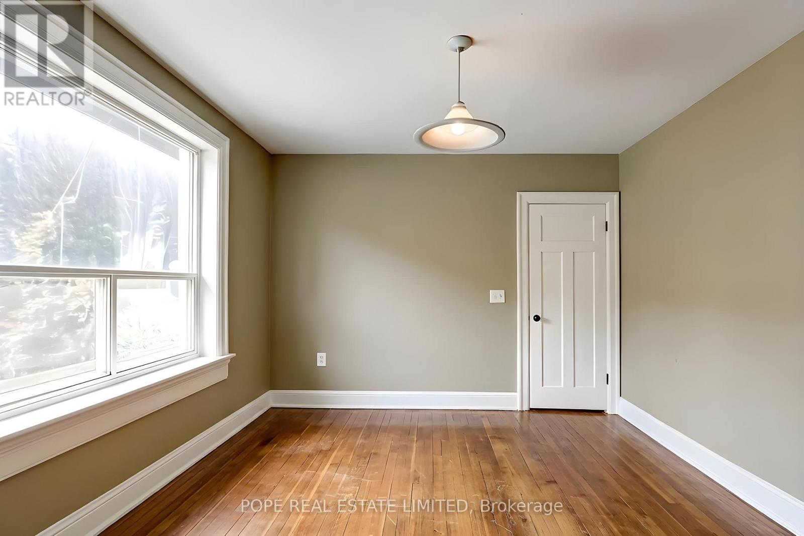 18 Edgewood Avenue Property Photo 25