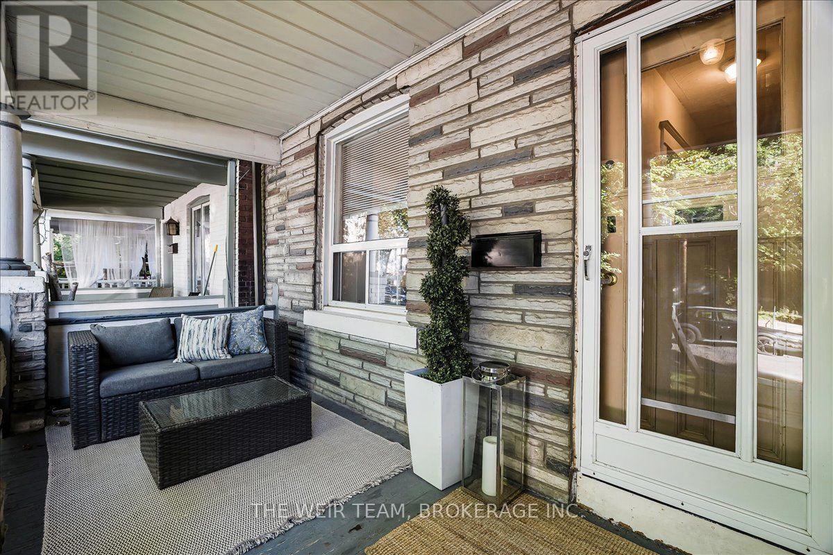 251 Ashdale Avenue Property Photo 2