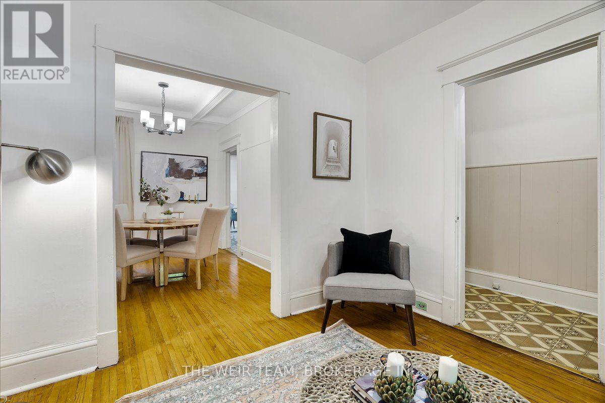 251 Ashdale Avenue Property Photo 5