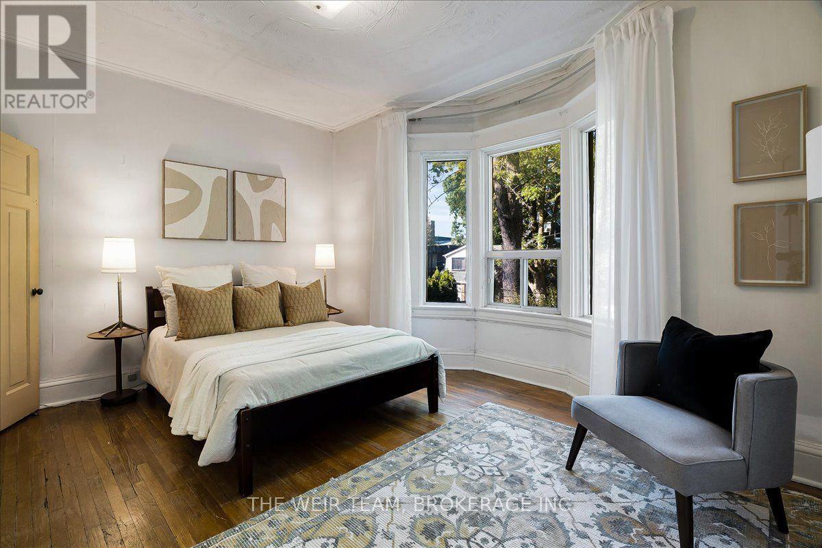 251 Ashdale Avenue Property Photo 11