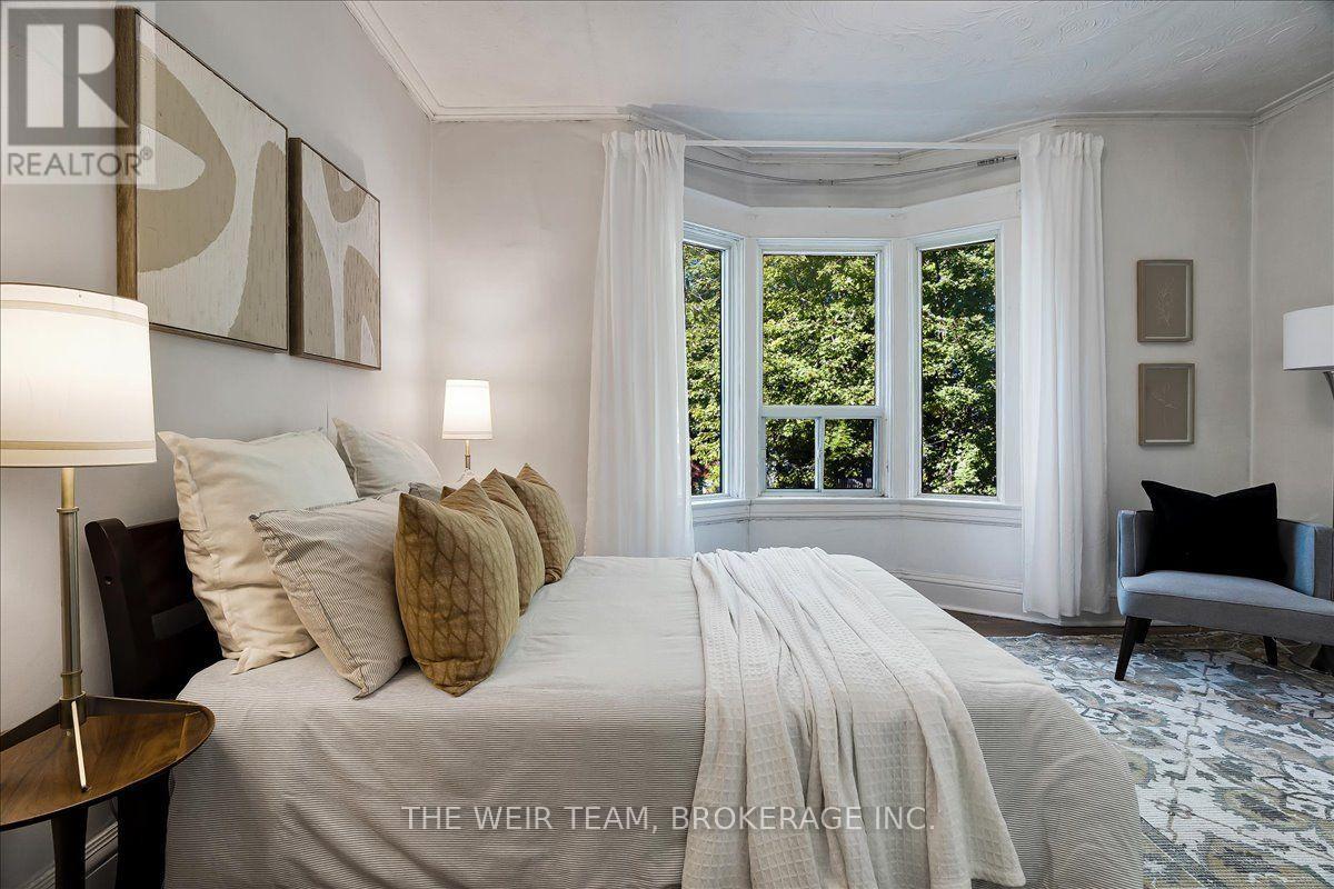251 Ashdale Avenue Property Photo 12