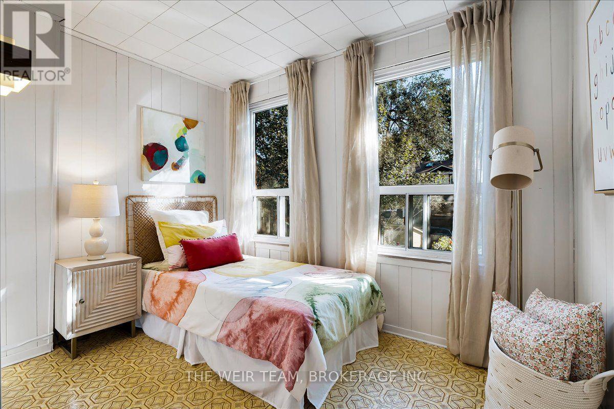 251 Ashdale Avenue Property Photo 14