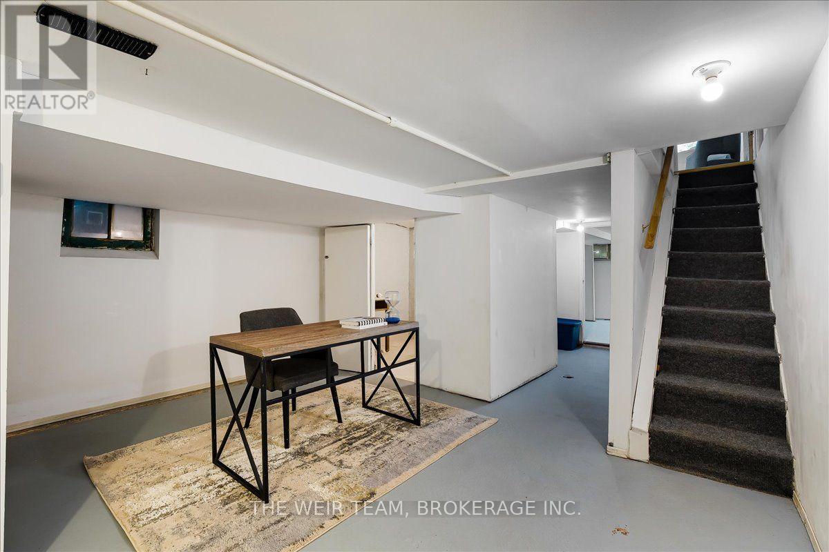 251 Ashdale Avenue Property Photo 17