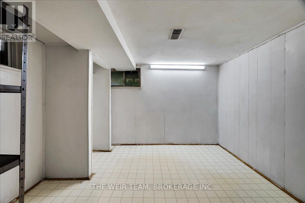 251 Ashdale Avenue Property Photo 19