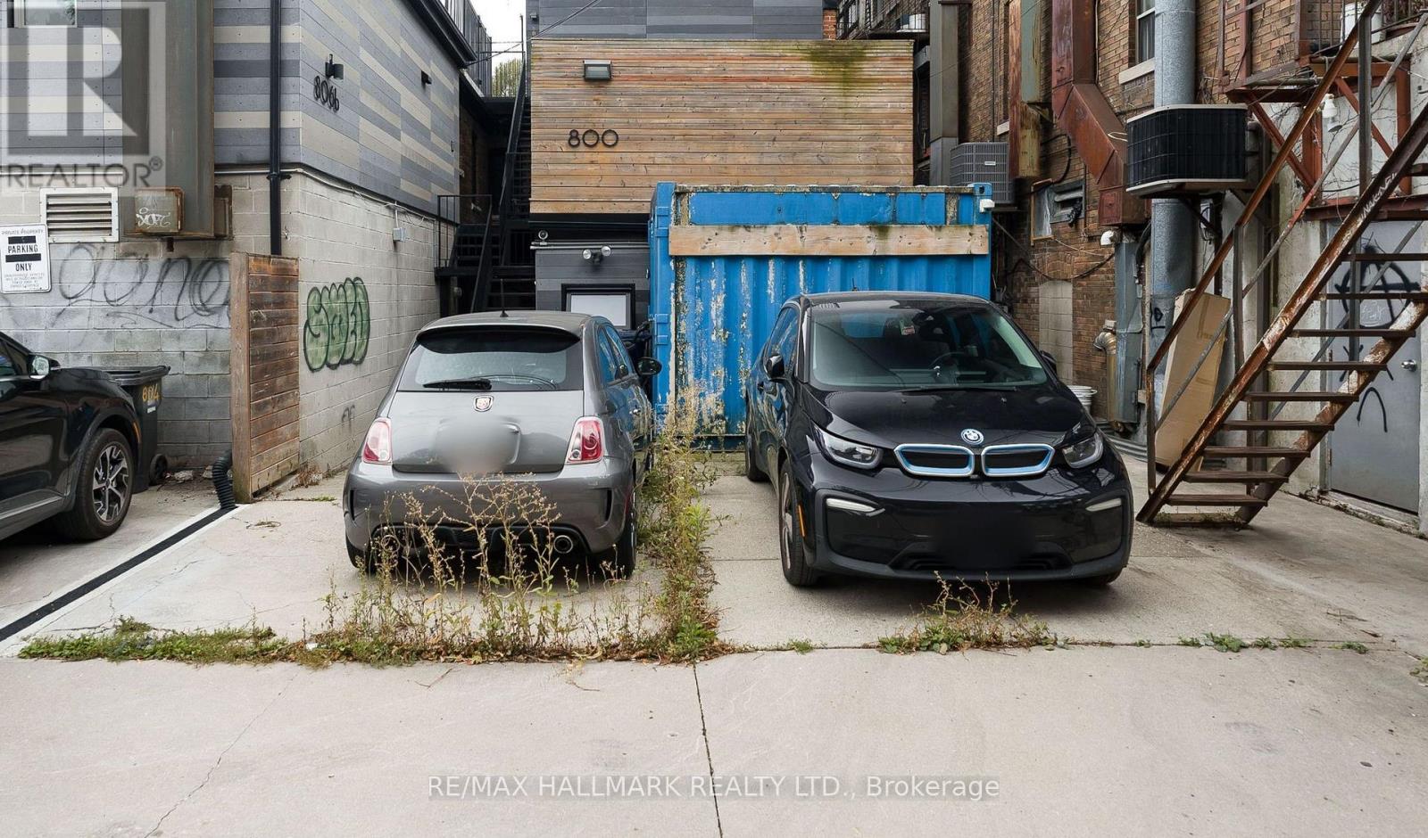 800 Danforth Avenue Property Photo 21