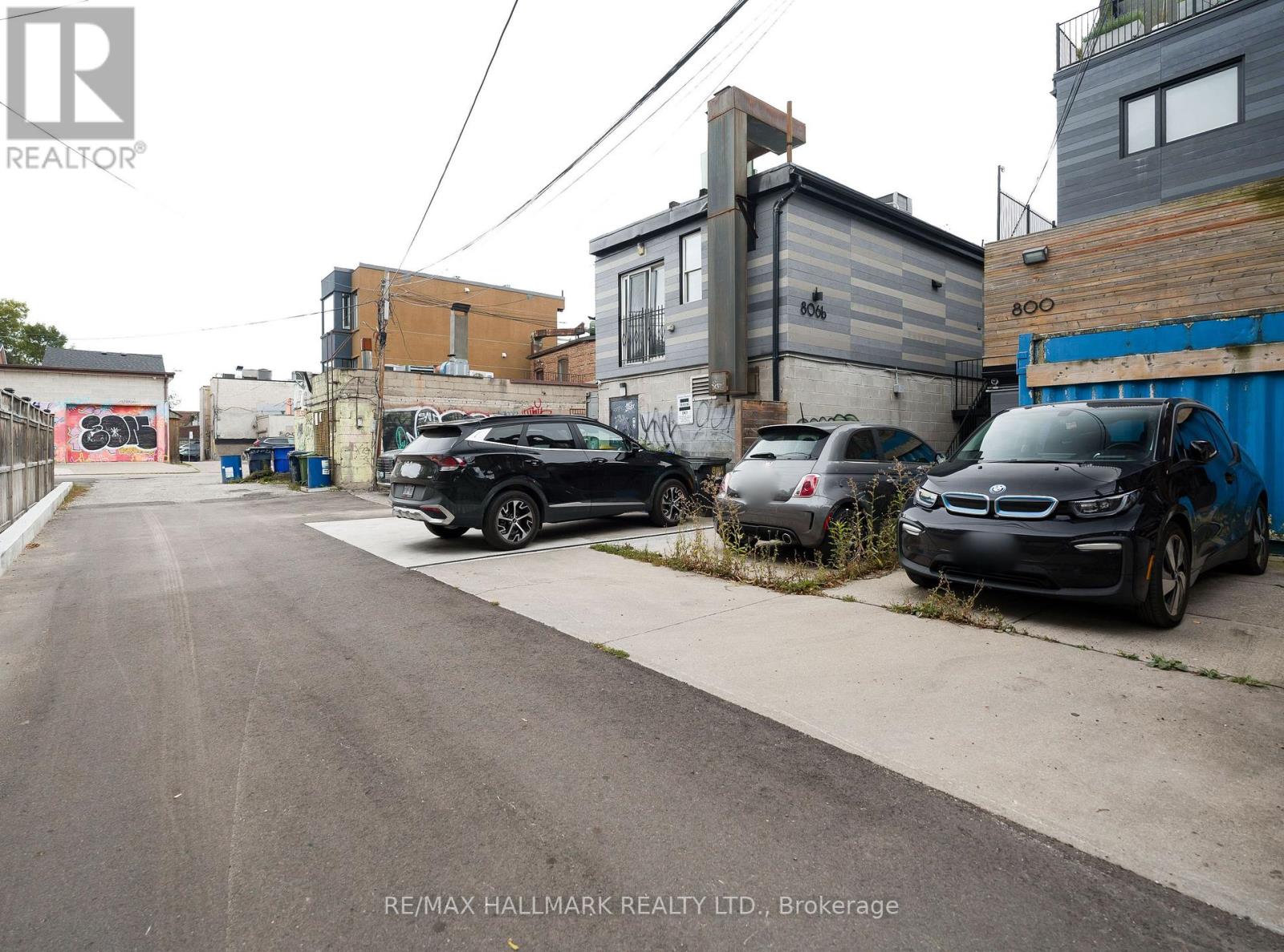 800 Danforth Avenue Property Photo 22