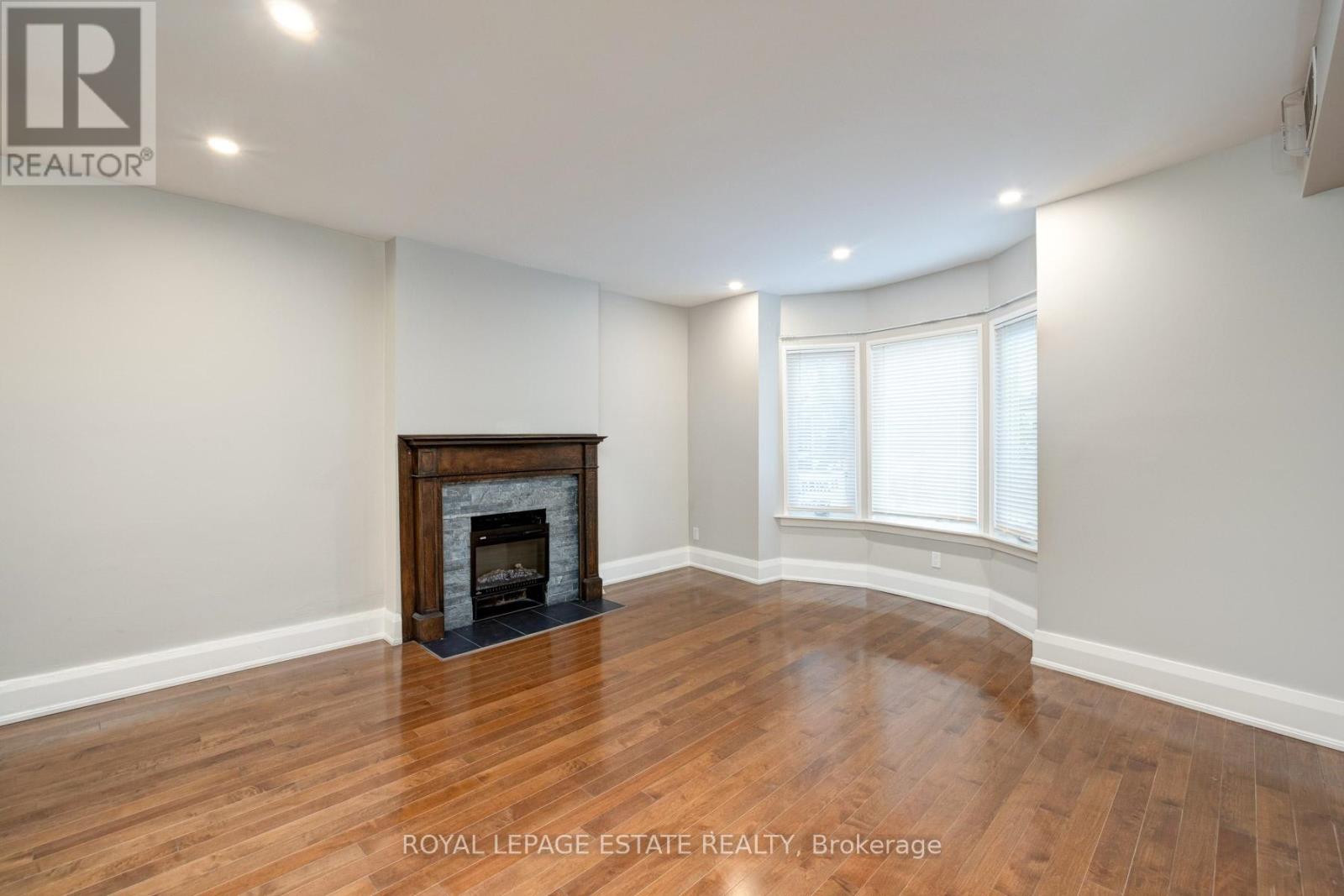 Upper - 322 Silver Birch Avenue Property Photo 6