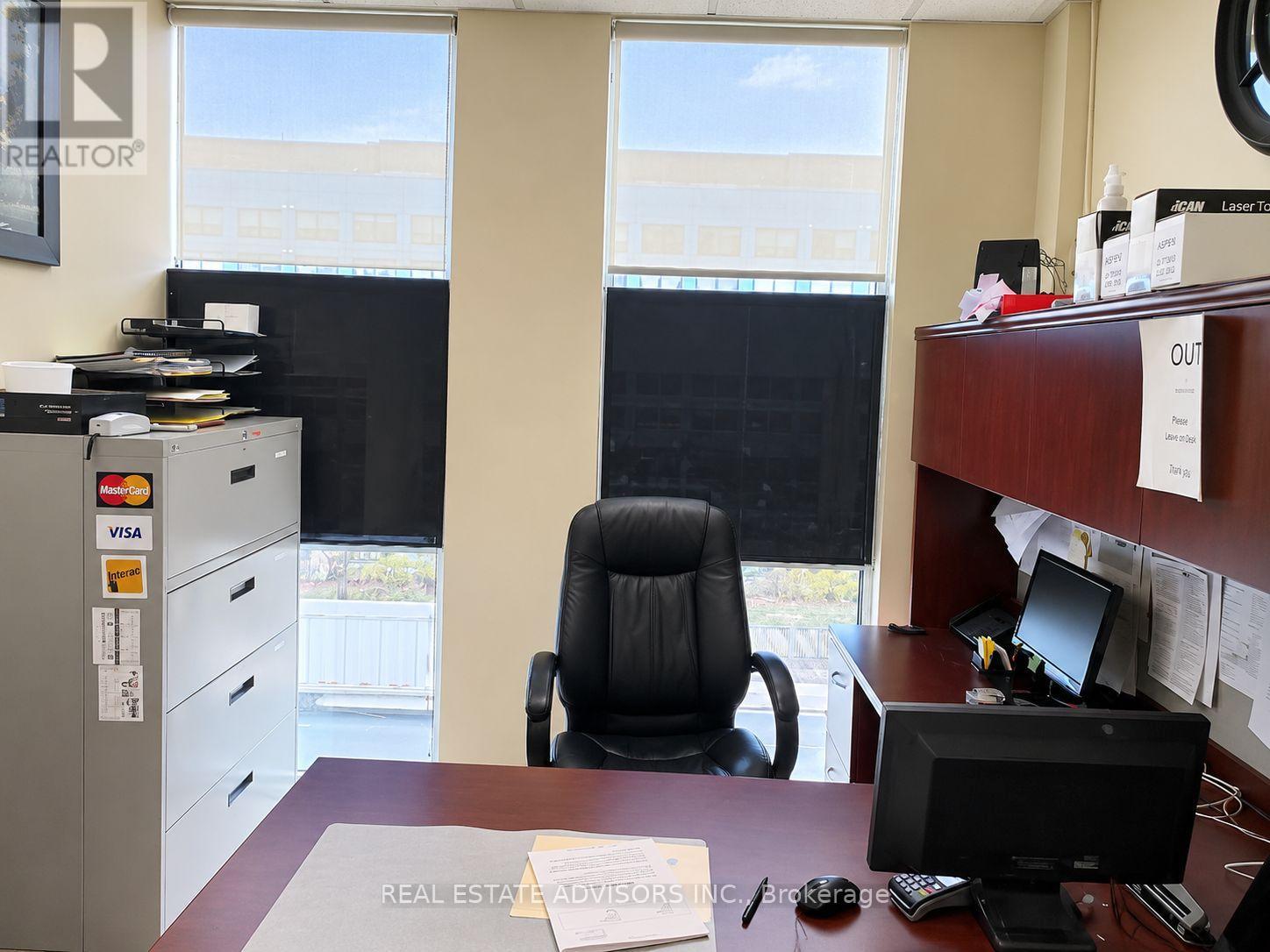 409 - 1585 Markham Road Property Photo 6