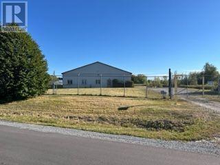 26 Taylor Boulevard E Property Photo 3