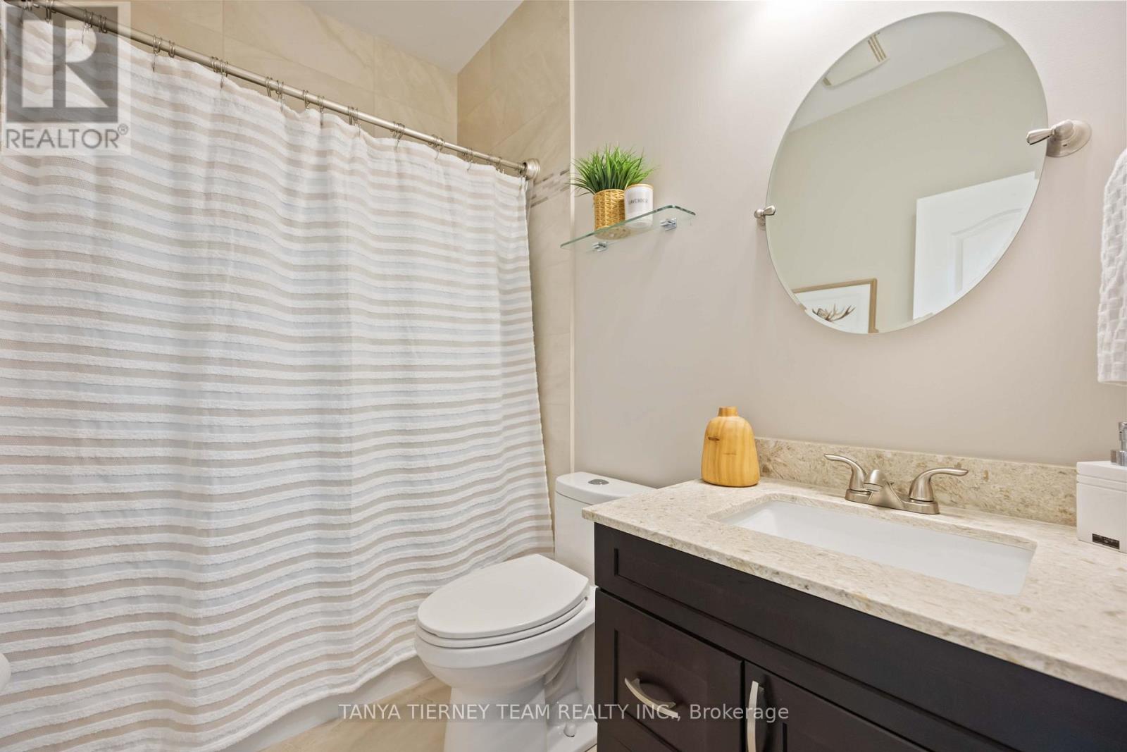 16 Cody Avenue Property Photo 33