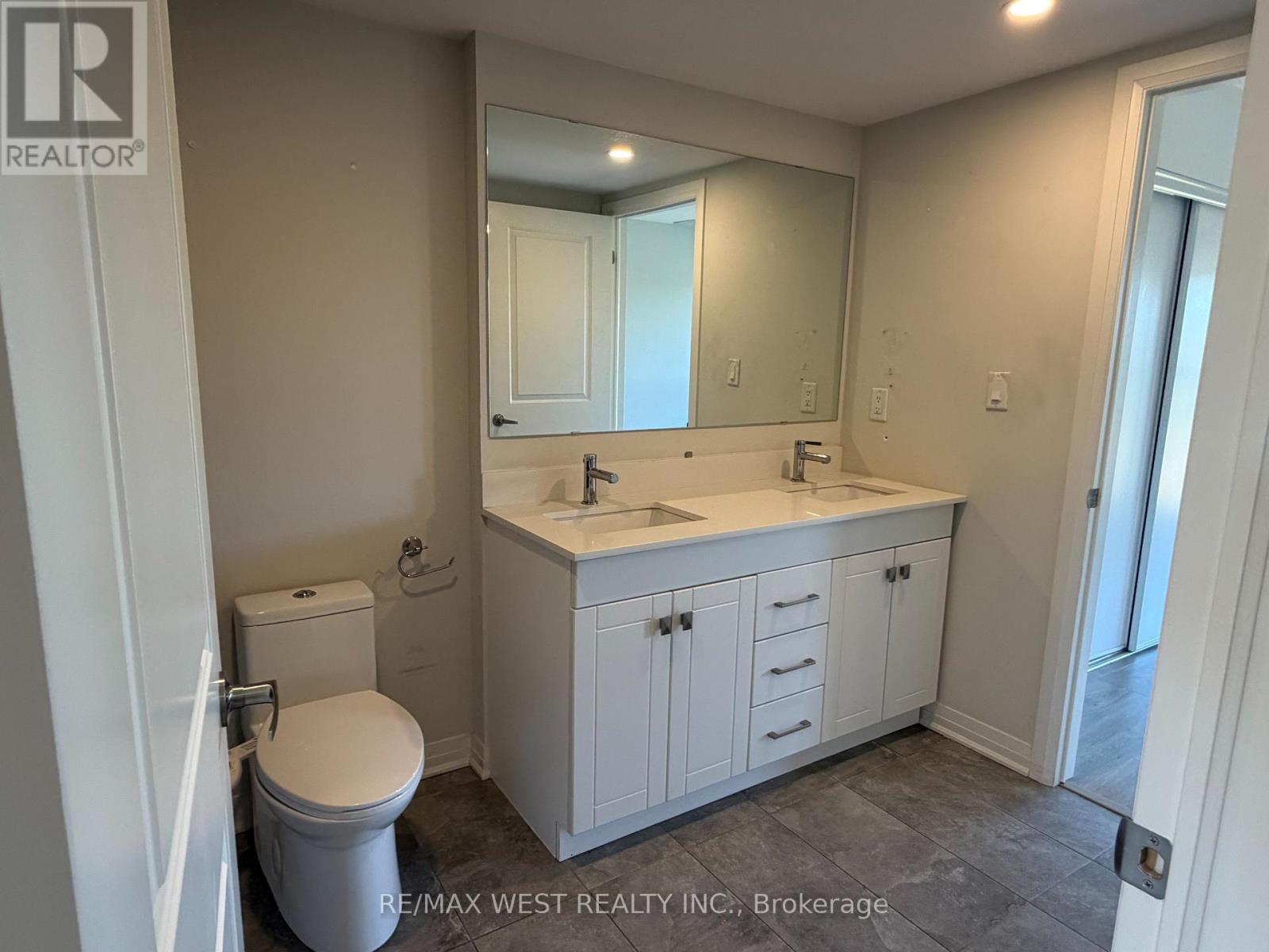 1706 Pleasure Valley Path Property Photo 8