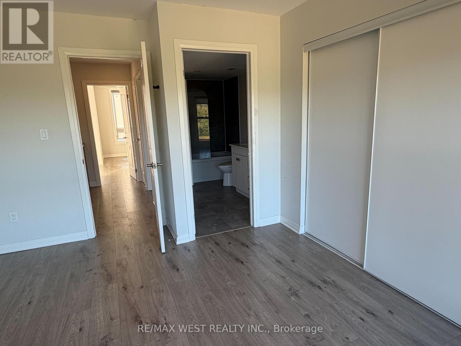 1706 Pleasure Valley Path Property Photo 11