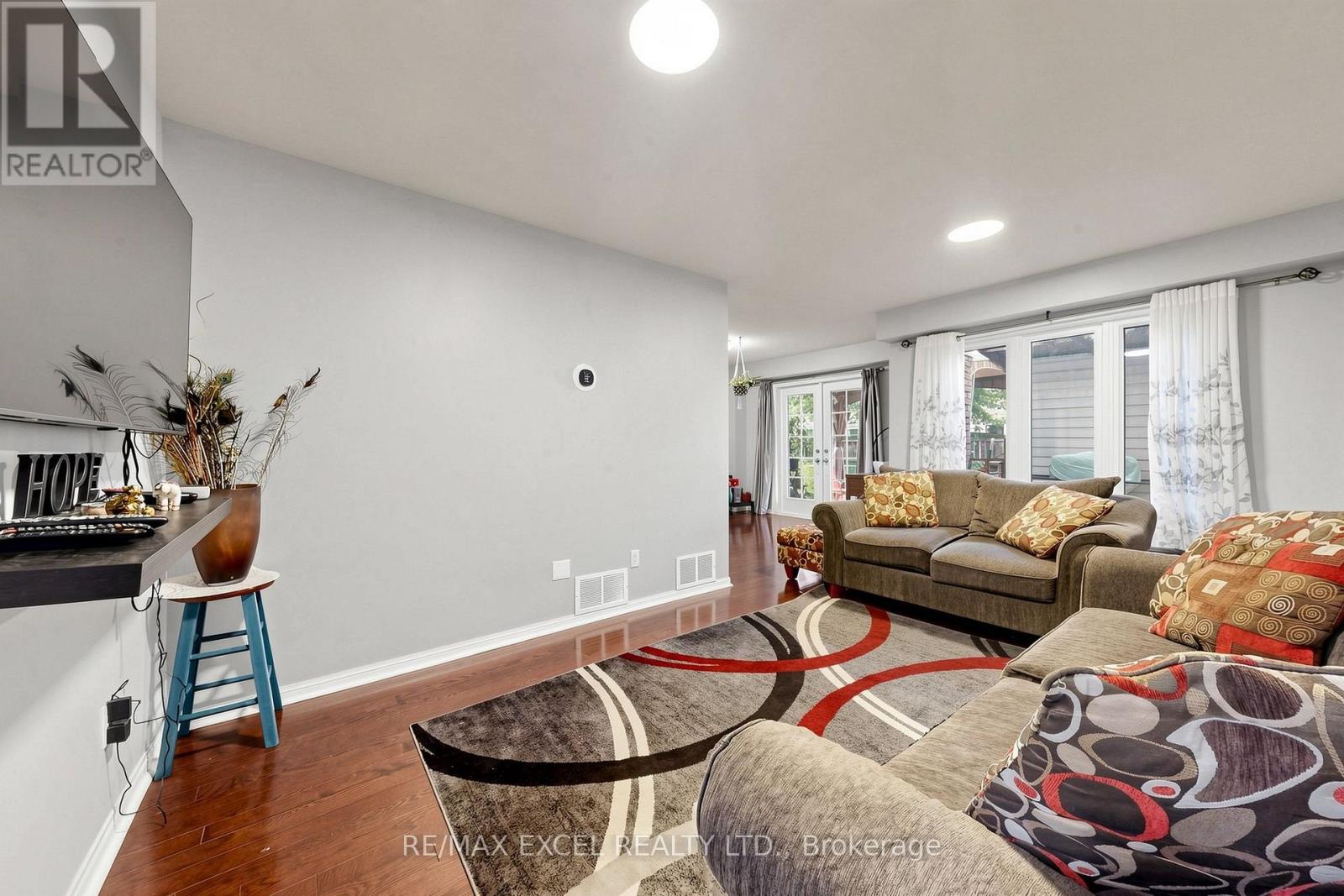 24 Redheugh Crescent Property Photo 4