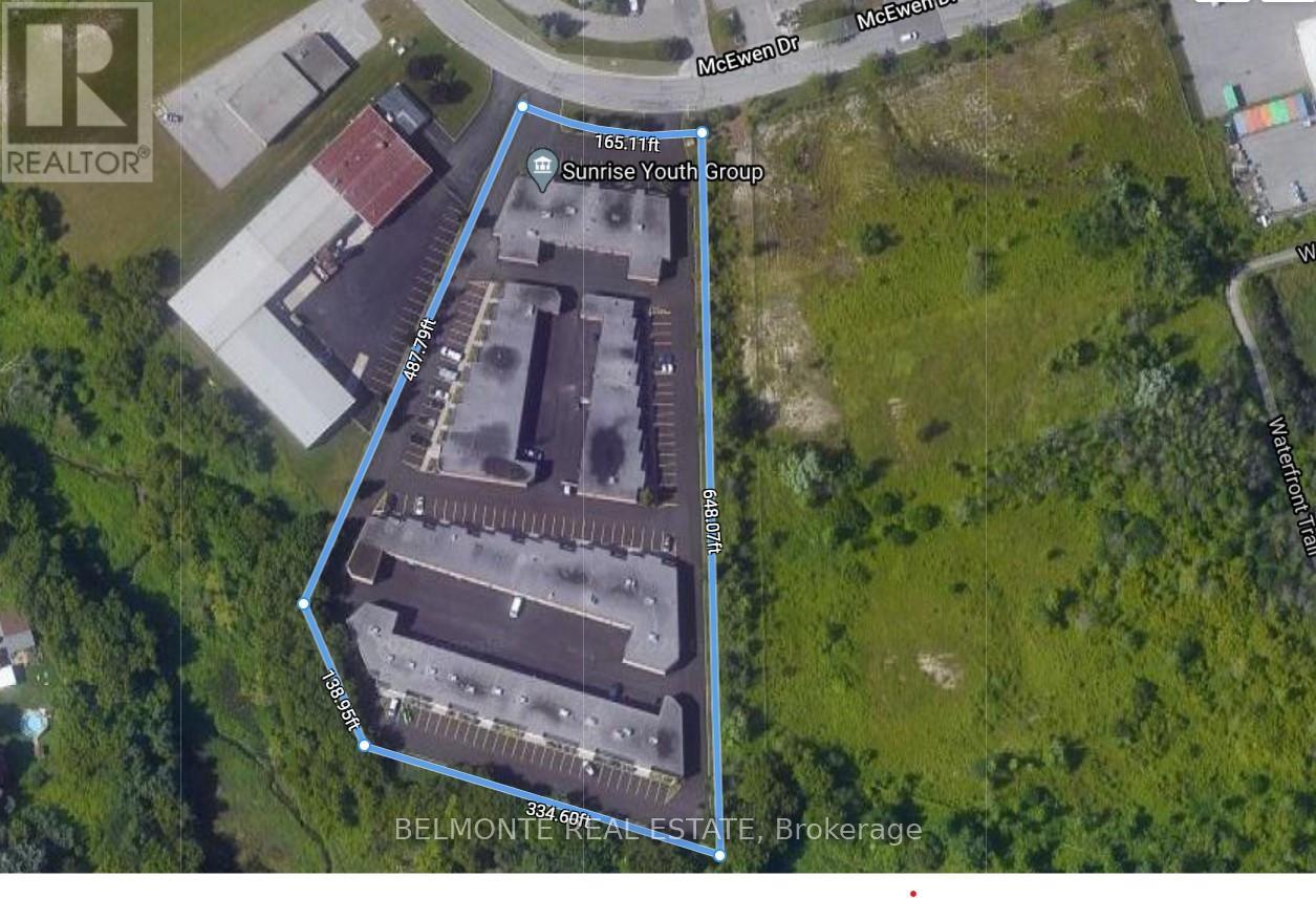 37 - 1621 Mcewen Drive Property Photo 14