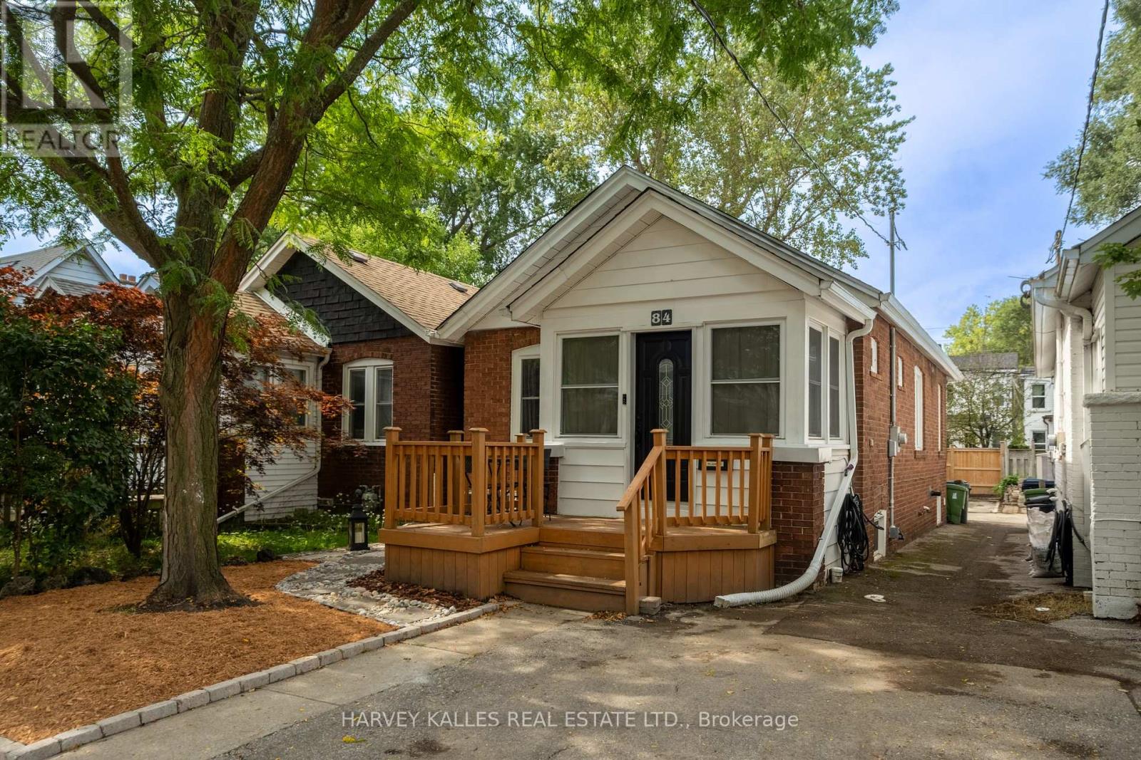 84 Coleridge Avenue Property Photo 28