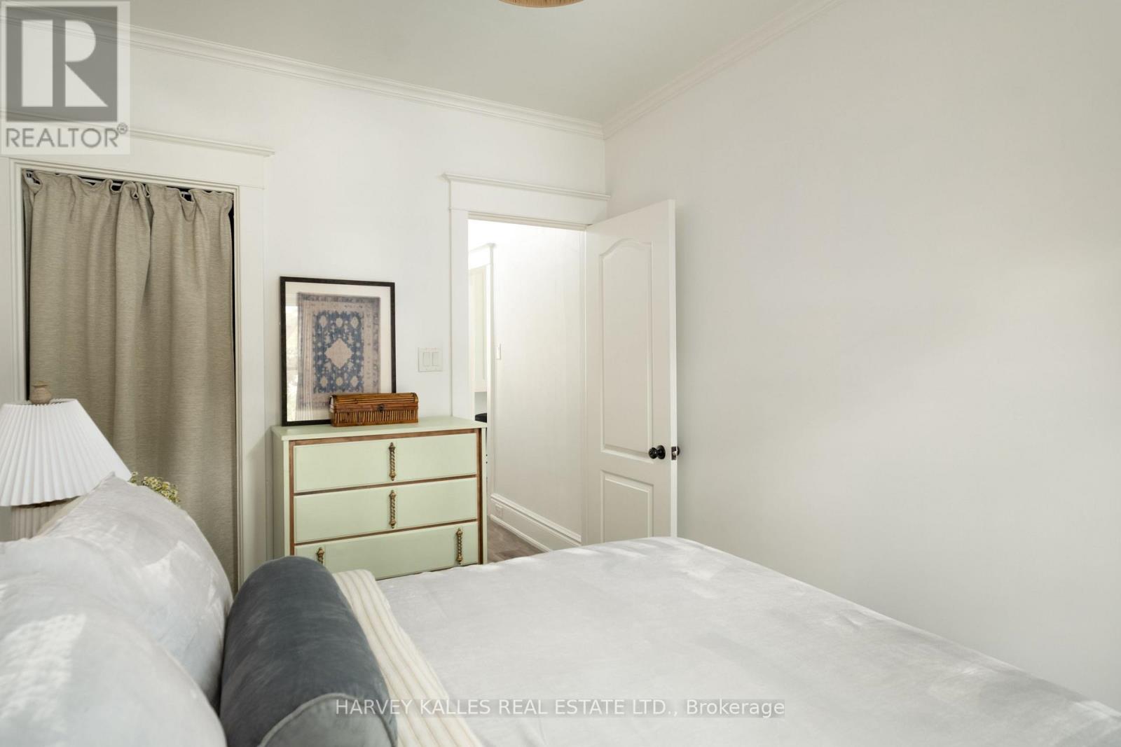 84 Coleridge Avenue Property Photo 32