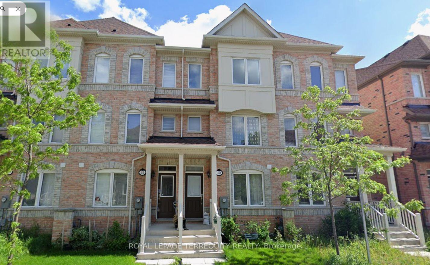 MAIN - 19 DE JONG STREET Property Photo 1
