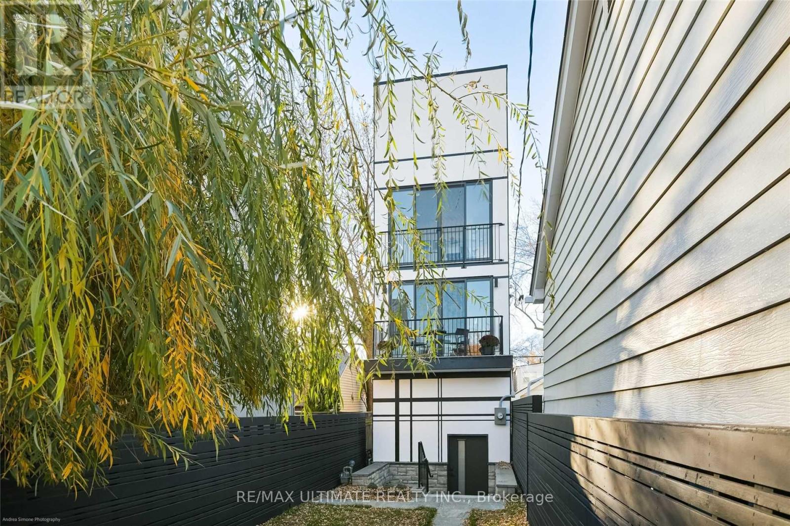 154 Hamilton Street Property Photo 2