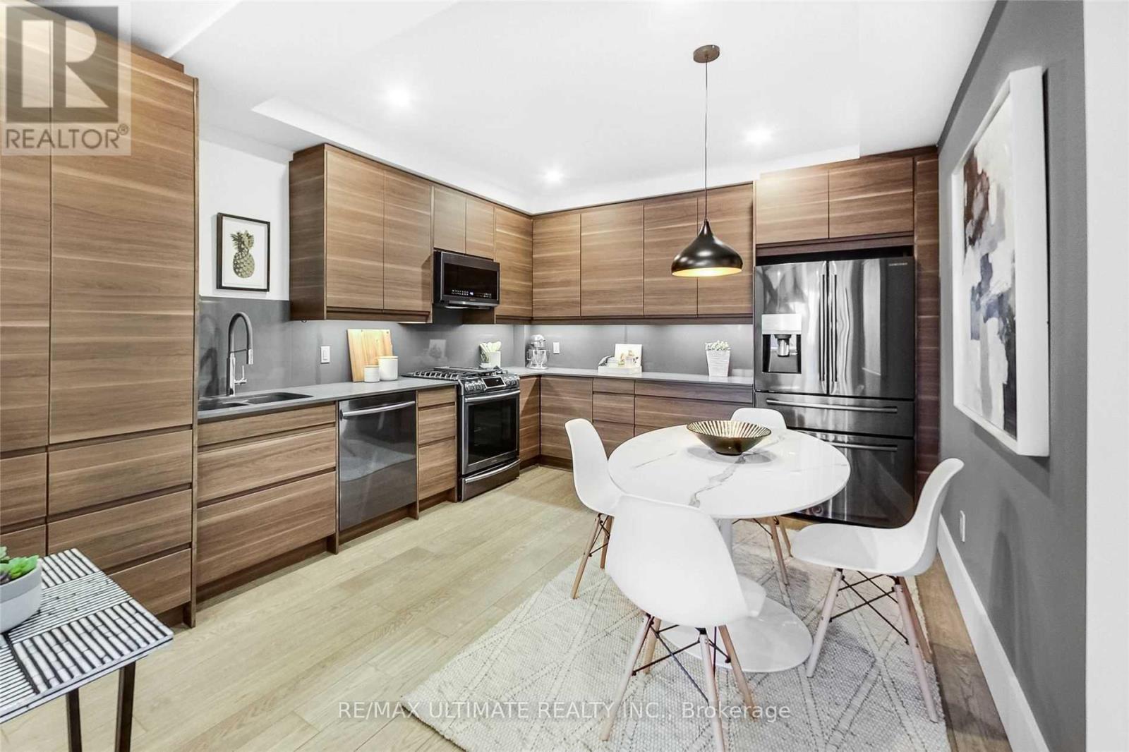 154 Hamilton Street Property Photo 7