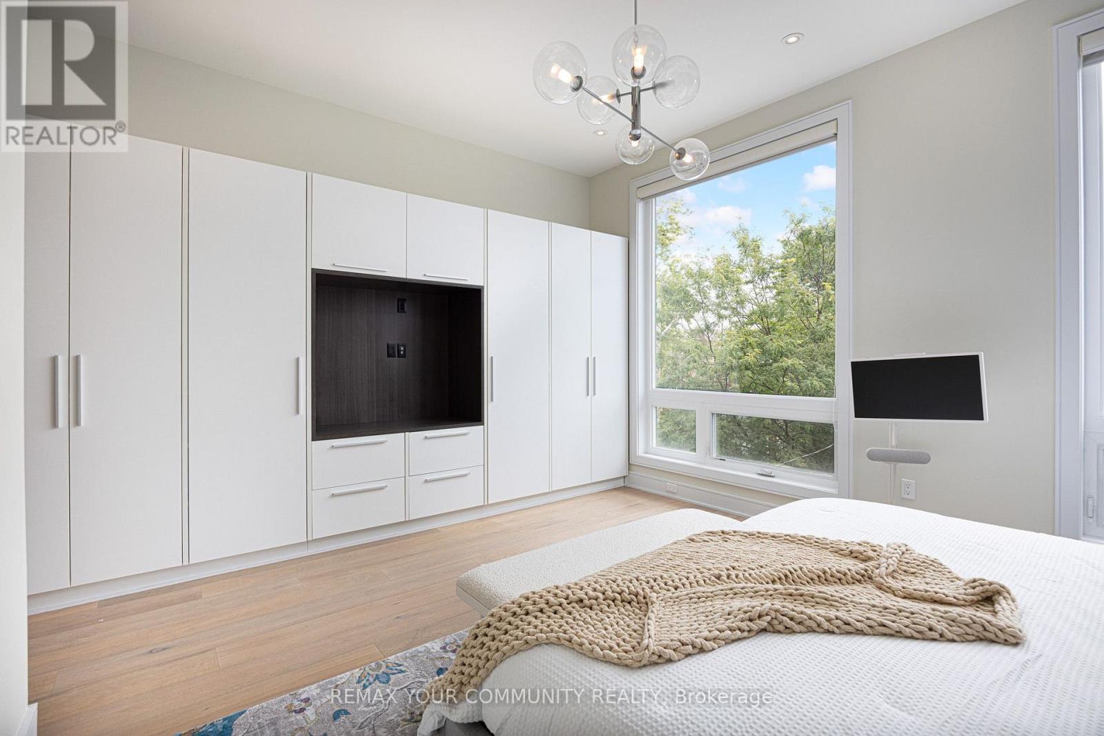 164 Aldwych Avenue Property Photo 26