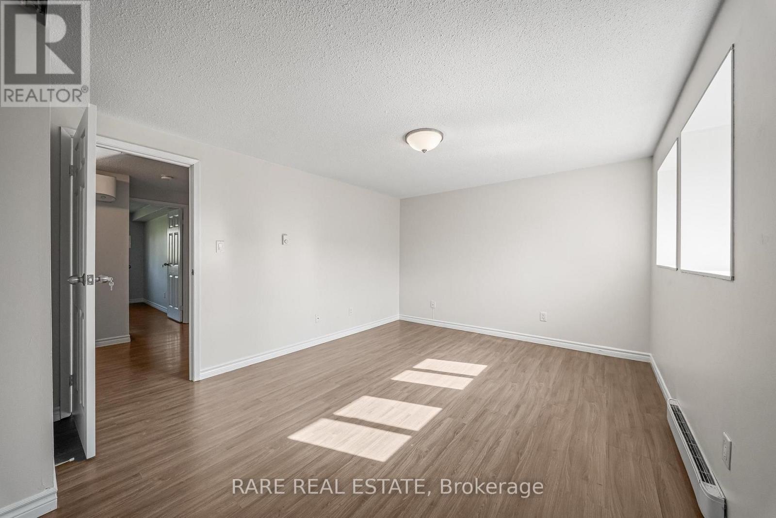 18 - 221 Ormond Drive Property Photo 13