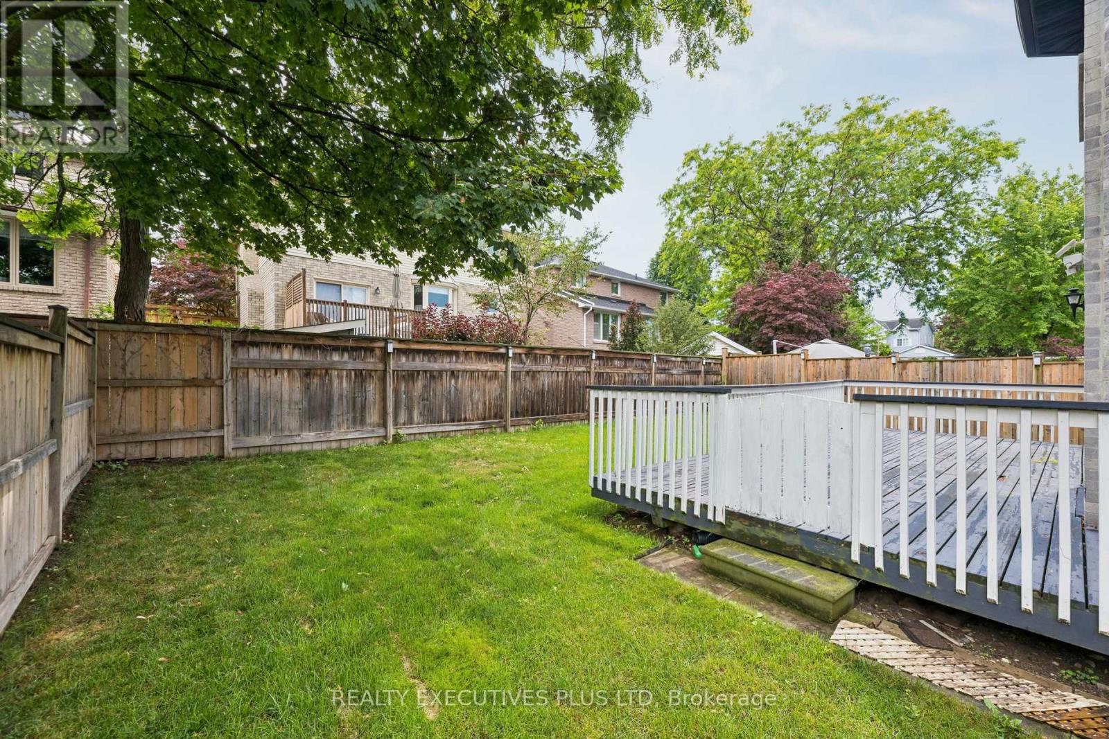 693 Barnes Crescent Property Photo 48