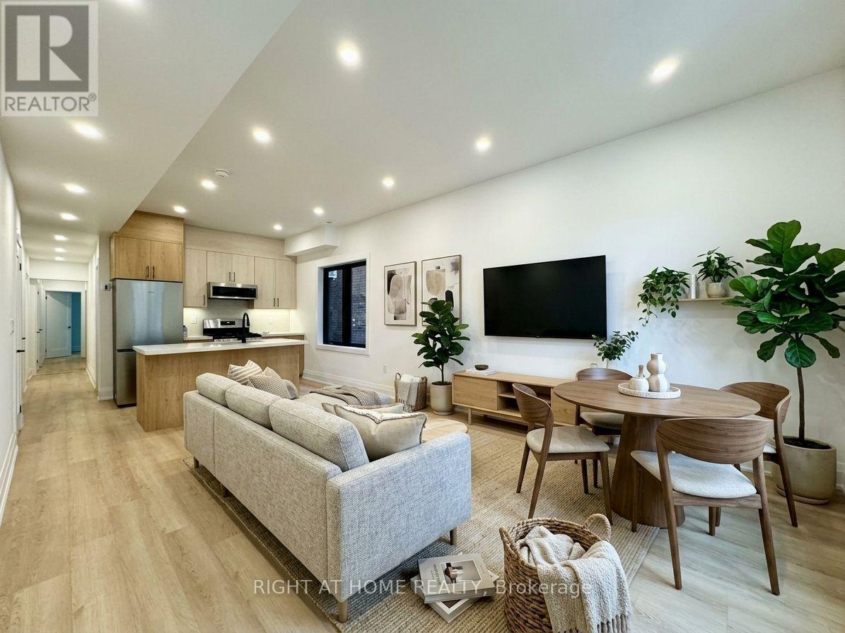 #2 - 151 Gledhill Avenue Property Photo 1