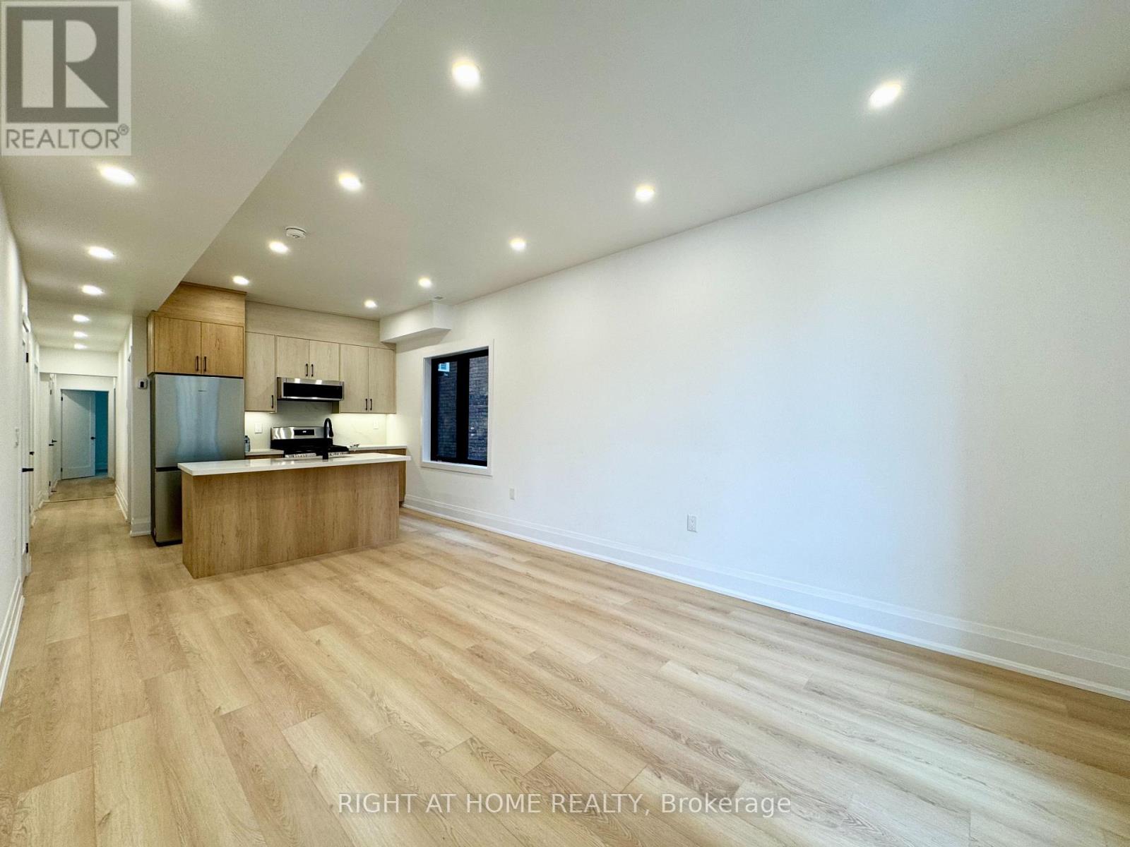 #2 - 151 Gledhill Avenue Property Photo 5