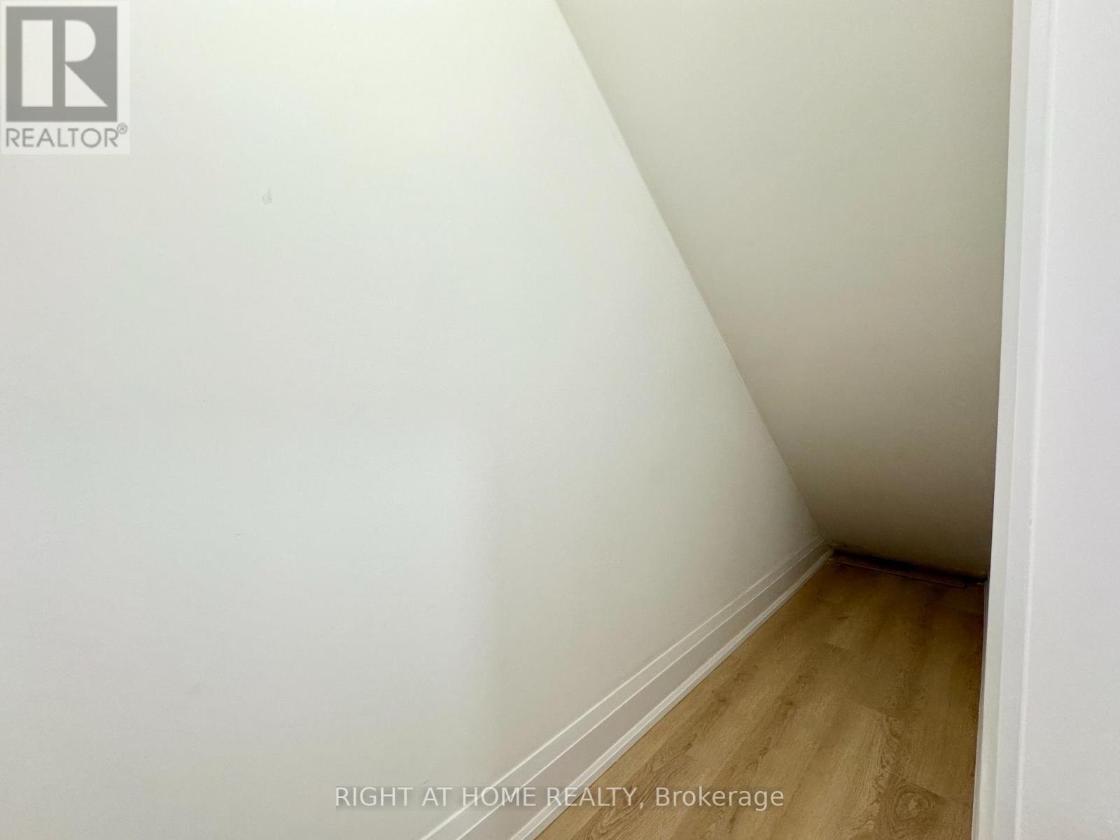 #2 - 151 Gledhill Avenue Property Photo 13