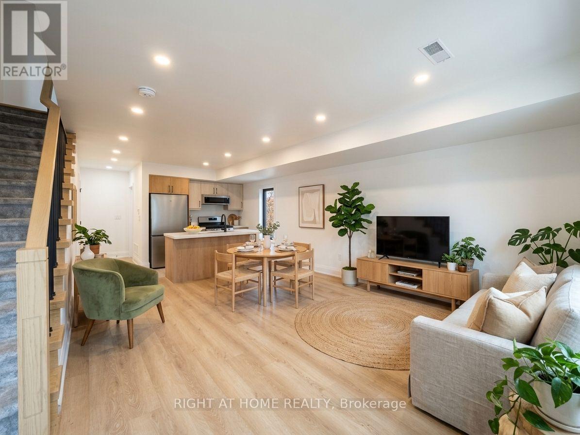 #3 - 151 Gledhill Avenue Property Photo 3