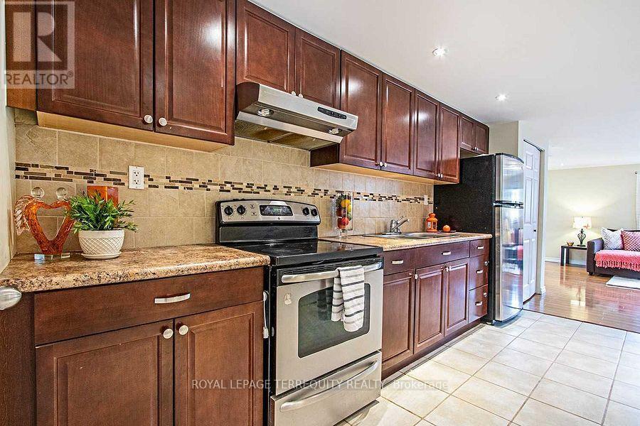 Lower - 53 Rushbrooke Way Property Photo 17