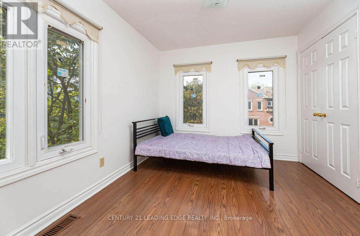 1 - 3 Reidmount Avenue Property Photo 15