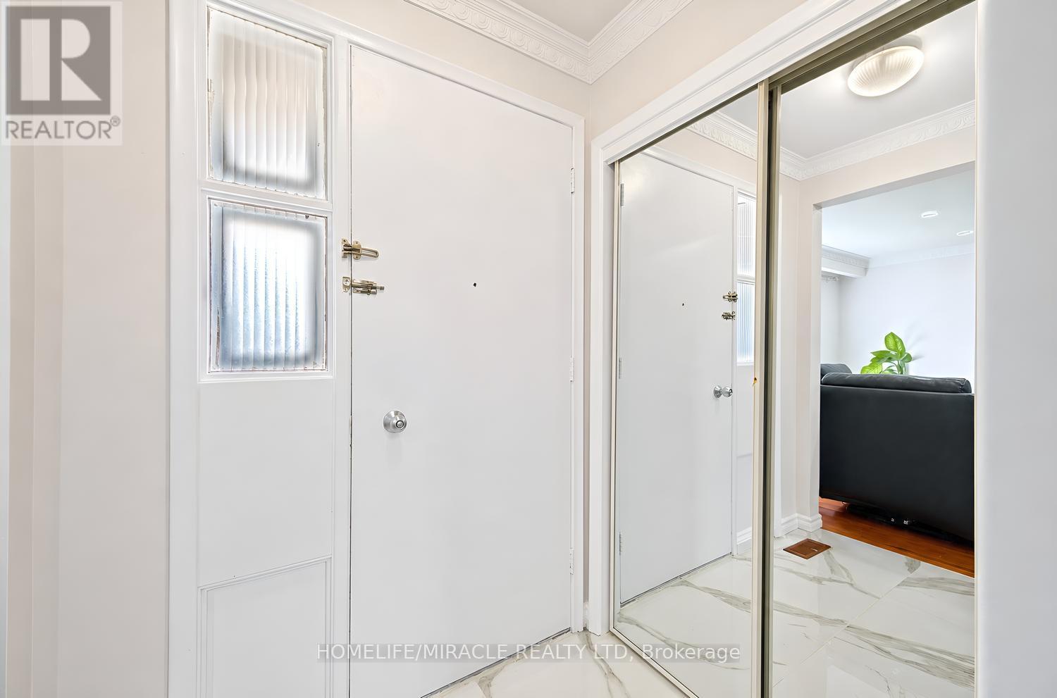 54 Sunderland Crescent Property Photo 9