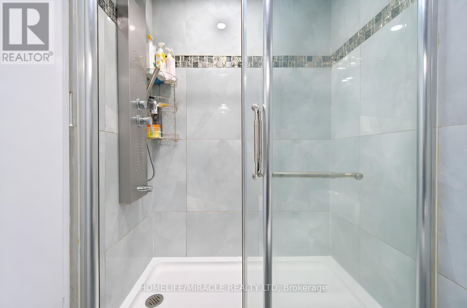 54 Sunderland Crescent Property Photo 27