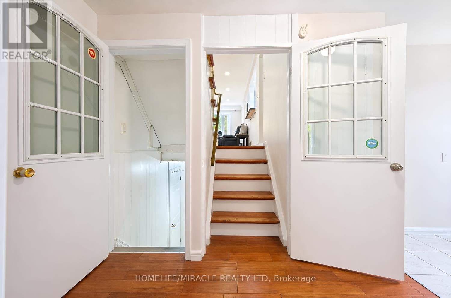 54 Sunderland Crescent Property Photo 30