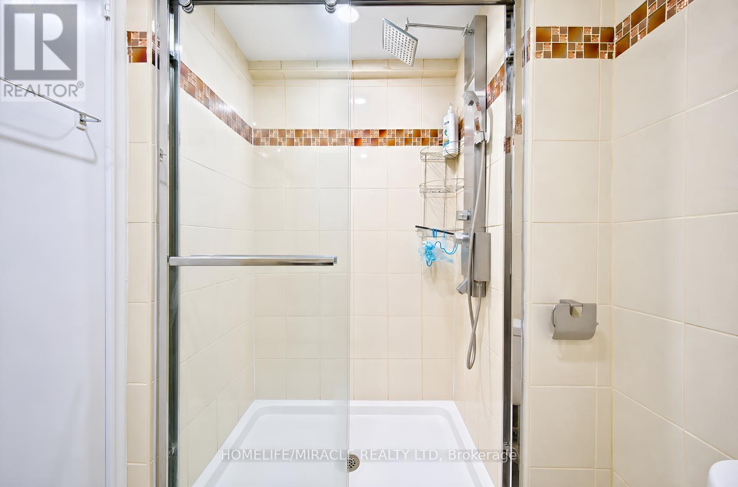 54 Sunderland Crescent Property Photo 35