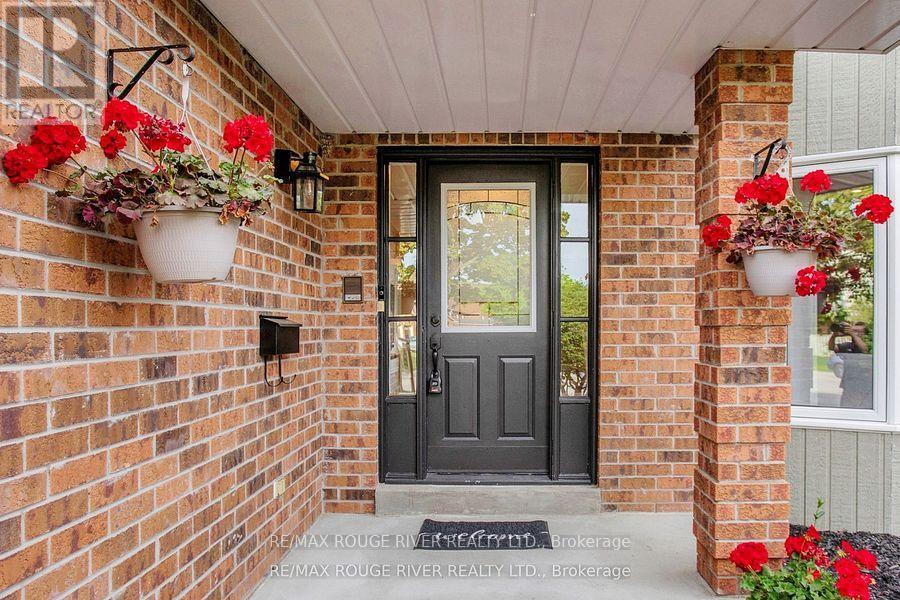 1110 Timber Court Property Photo 3