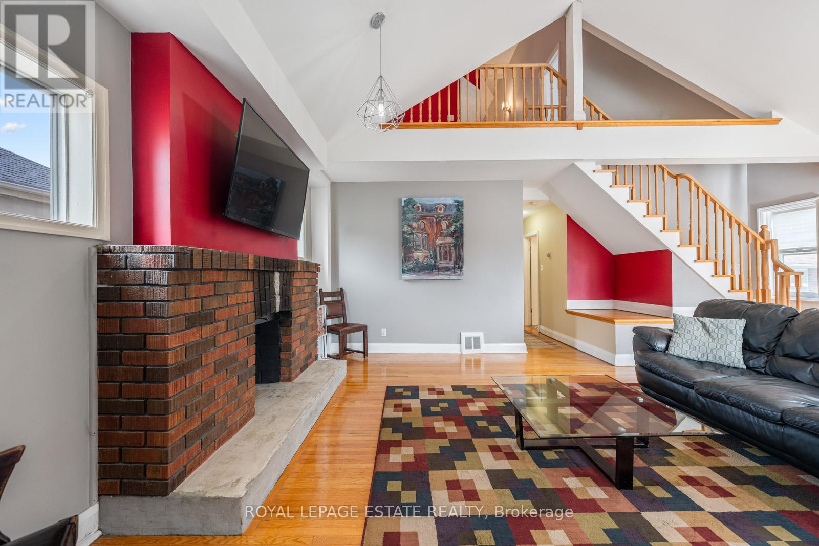 601 Pharmacy Avenue Property Photo 5