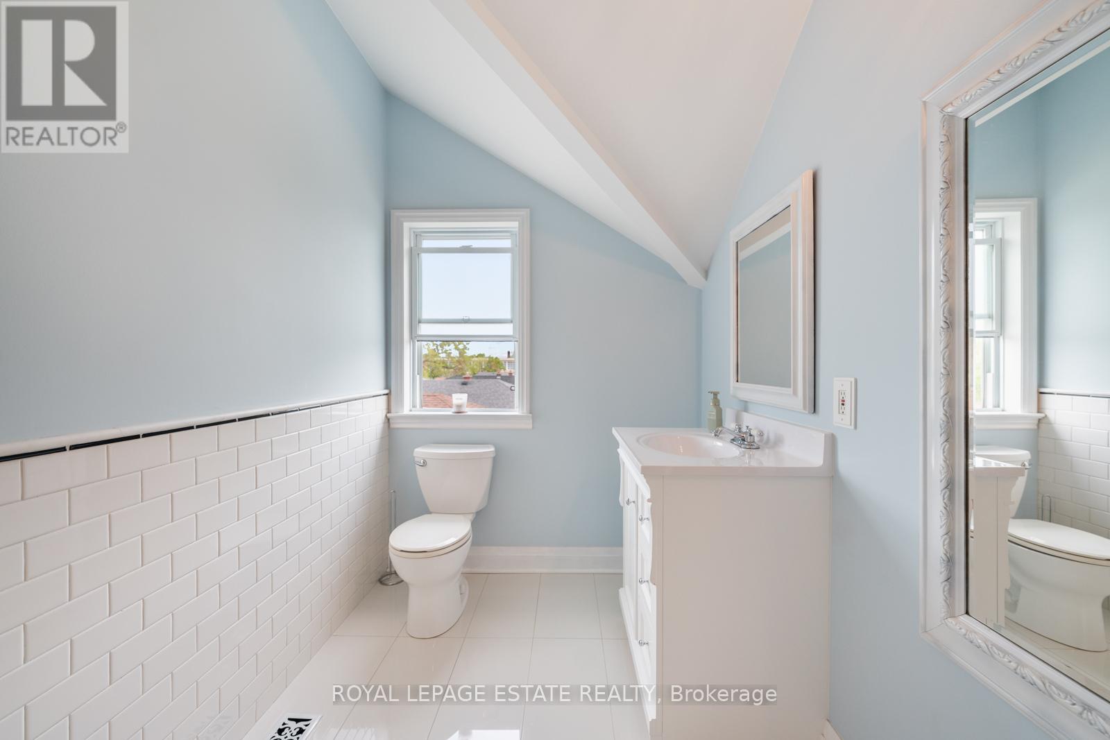 601 Pharmacy Avenue Property Photo 21