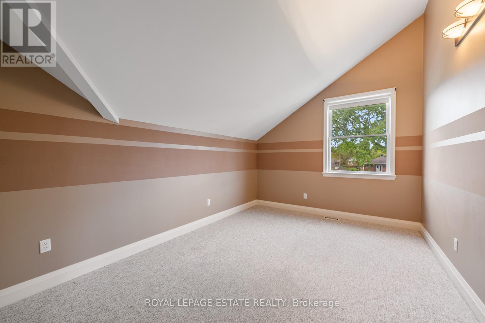 601 Pharmacy Avenue Property Photo 27