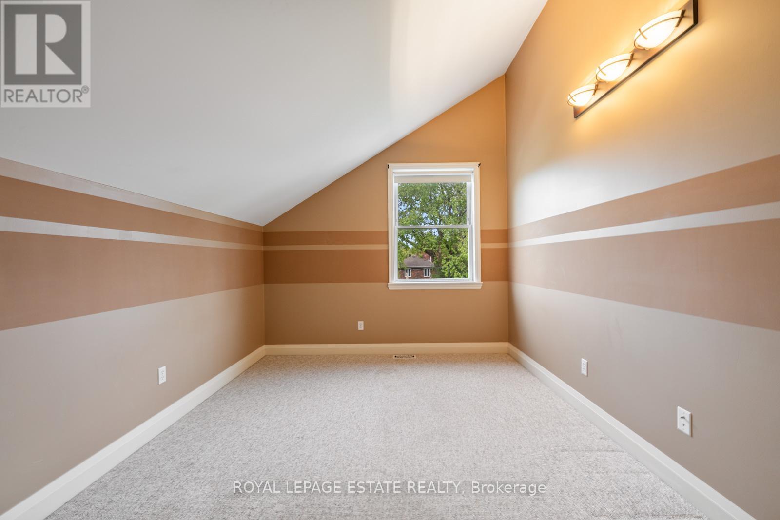 601 Pharmacy Avenue Property Photo 28