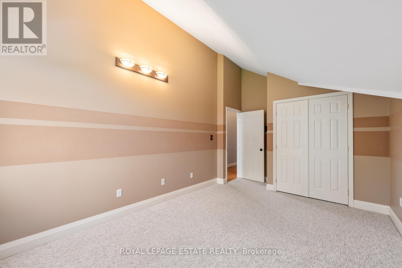 601 Pharmacy Avenue Property Photo 29