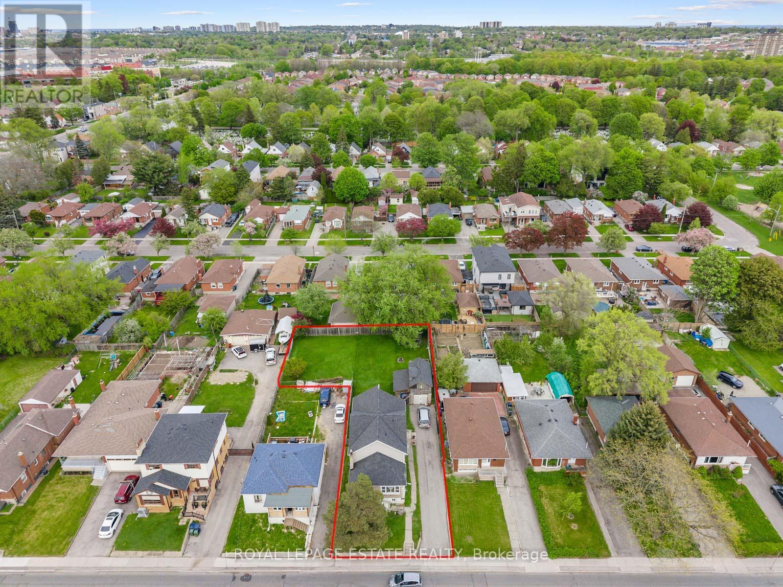 601 Pharmacy Avenue Property Photo 48