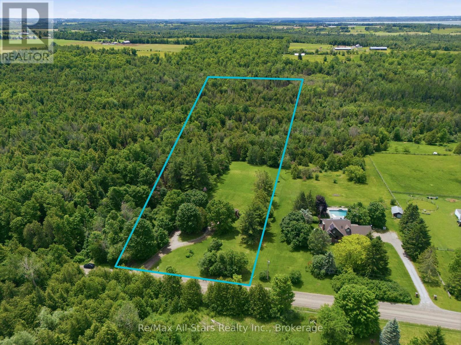 18050 Nesbitt Line Property Photo 2