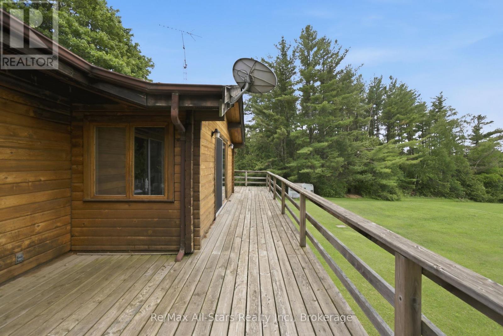 18050 Nesbitt Line Property Photo 26